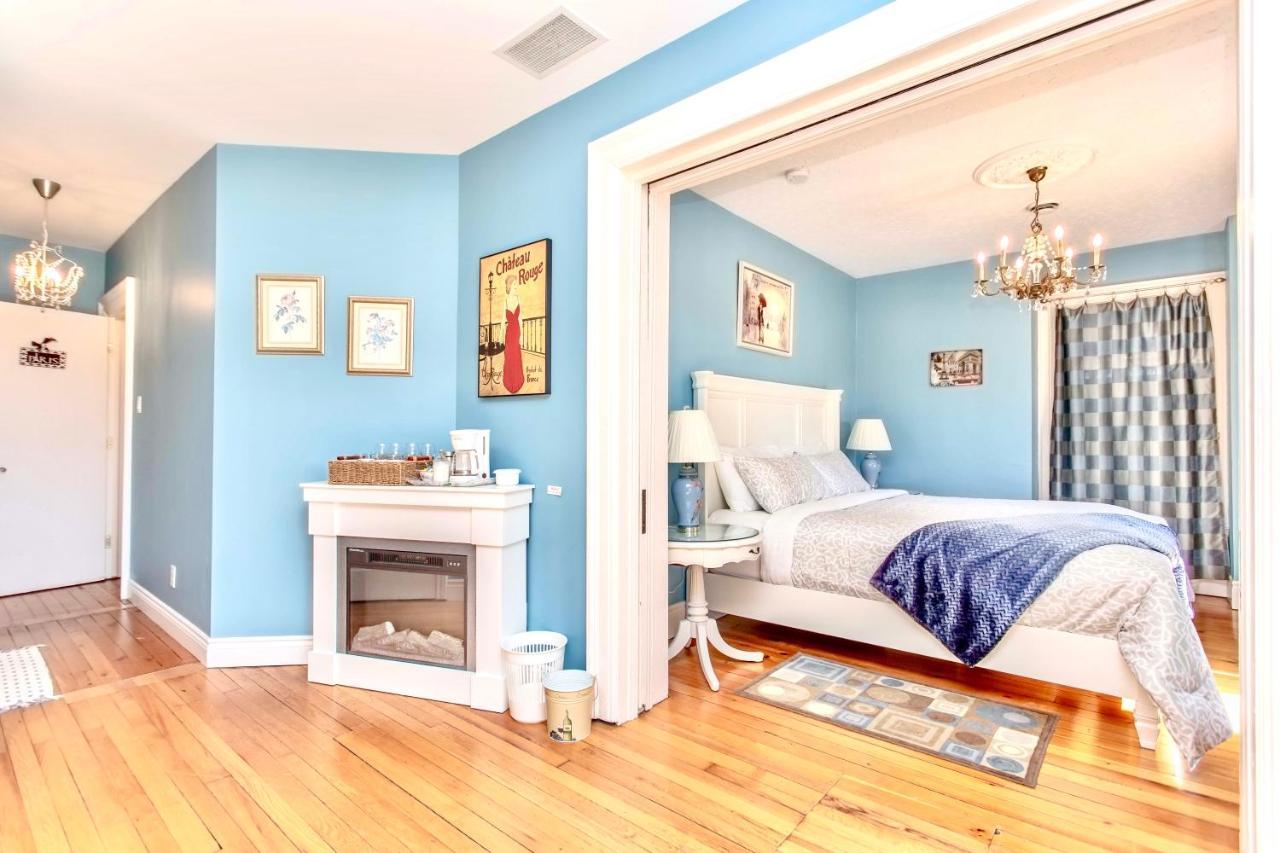 Redwood Bed And Breakfast ไนแอการาฟอลส์ ภายนอก รูปภาพ